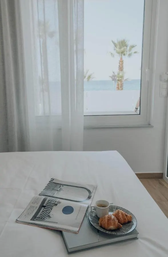 Suitenes Coast Retimno 0*,